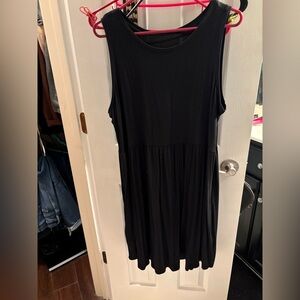 Black sleeveless dress 1X